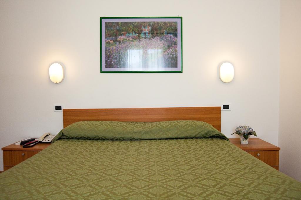 Hotel La Toscana Ареццо Экстерьер фото